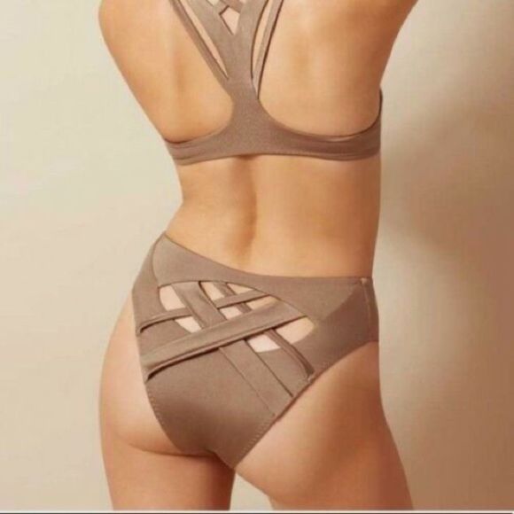 Agent Provocateur Keia Mink Bikini set - Picture 3 of 7